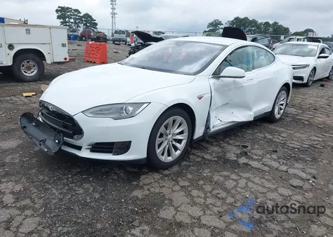 2016 Tesla Model S 60/70/75/85 from USA, damaged, VIN 5YJSA1E11GF132984